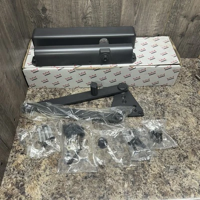 Dorma 8616 Series Surface Mounted Heavy Door Closer DST COV SNB1 695 Темная бронза - Изображение 1 из 4