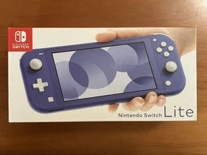 Nintendo Switch Lite - Picture 1 of 6