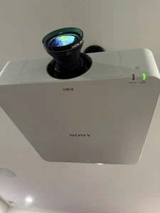 Sony projector VPL-FH60 WUXGA (1920 x 1200. Partially working, read Description - Picture 1 of 4