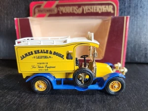 MATCHBOX MODELS OF YESTERYEAR  Y-25 1910 RENAULT AG TRUCK YELLOW & BLUE 1984 NIB - Picture 1 of 9
