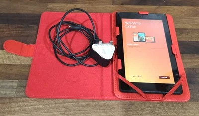 Amazon Fire 7" Tablet 7thGeneration 8GB Wifi Black SR043KL Case & Charger Bundle - Image 1 of 4