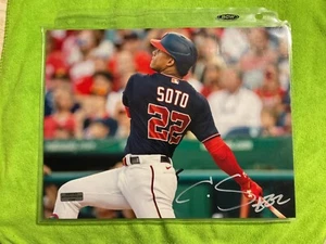 SIGNO DE FOTO DE JUAN SOTO 8x10 auténtico certificado de autenticidad future hof caliente🔥🔥🔥🔥 - Imagen 1 de 2