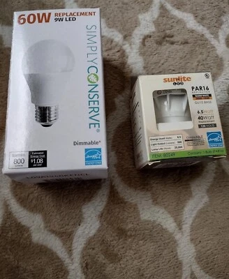 Sunlite PAR16 Reflector 6.5W and Simply Conserve 9W LED dimmable - Image 1 of 3