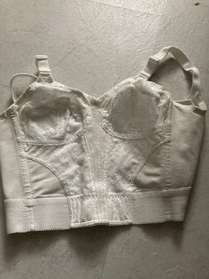 True Vintage Triumph Corset Bra Doreen L 80B White - Image 1 of 4