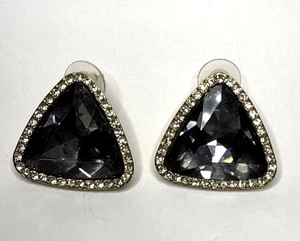 LARGE  GRAY/CLEAR TRIANGLE RHINESTONE POST EARRINGS GOLD TONE METAL - Picture 1 of 9