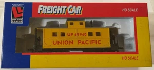 LIFE-LIKE HO #8534 - Caboose - Union Pacific #49940 - Picture 1 of 2