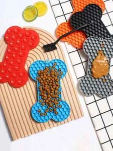 Dogs Silicone Licky Mats Pet Lick Food Feeding Mat for Dogs Cat Puppy LickyMats. - Picture 1 of 10