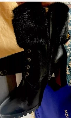 Botín Aquazzura Marmont 38 cuero visón negro precio de venta sugerido por el fabricante 1280,00 USD Foto 1 de 4