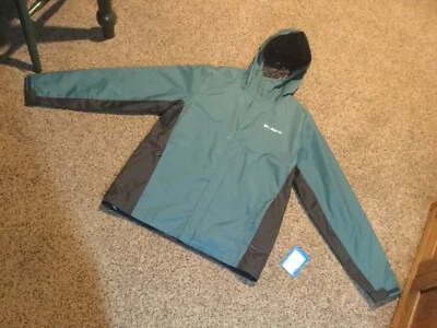 New Men's Medium Columbia omni-tech Rain Jacket.  Teal, Black. - Image 1 of 4