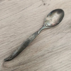 1847 Rogers Bros Flair Pattern Demitasse Coffee Baby Sugar Spoon  IS 4 3/8" 1956 - Picture 1 of 7