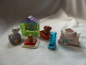 Lote de mascotas y accesorios juguetones - Bin U - Imagen 1 de 4
