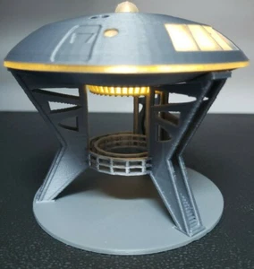 Jupiter 2 [from Lost in Space] - with Light & Gantry Stand - small - Picture 1 of 11