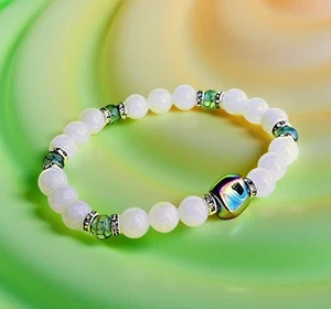 Ground, Heart, Crown - Celestial White Jade & Green Dragon Agate Bracelet - Picture 1 of 5