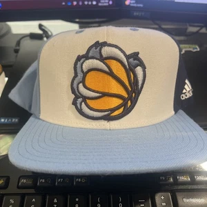 NBA Memphis Grizzlies Adidas Adulto Ajuste Ajustable Gorra Sombrero Ala Plana Azul y Blanco - Imagen 1 de 11