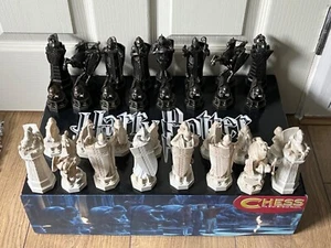 Harry Potter Exploding Wizard Chess Set by DeAgostini - Complete Set of Pieces - Picture 1 of 9
