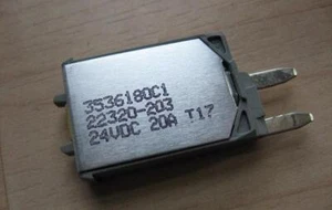 Navistar Bussmann 3536180C1 22320-203 Circuit Breaker Fuse 20A 20Amps #M147NC - Picture 1 of 5