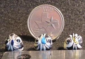 UN búho de cerámica Tonala 1:12 TC401 (2) importación mexicana varía casa de muñecas miniatura - Imagen 1 de 3