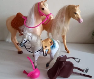 Mattel Barbie Horses x 3 - Picture 1 of 8