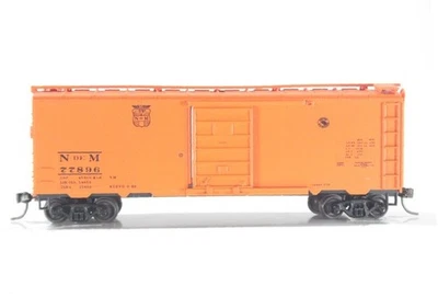 HO Roundhouse Custom Paint/Decal N de M 40ft PS-1 Box Car #77896 +Kd Cplr - Image 1 of 4