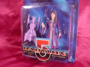 Ungeöffnet New Old Stock Babylon 5 Delenn Figur und Minbari Fliegerschiff 1997 - Bild 1 von 2