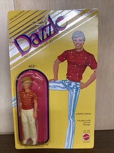 Vintage 1982 Mattel Dazzle Puppe 'Ace' #5327 männliches Freund rotes Shirt Neu aus altem Lagerbestand - Bild 1 von 6