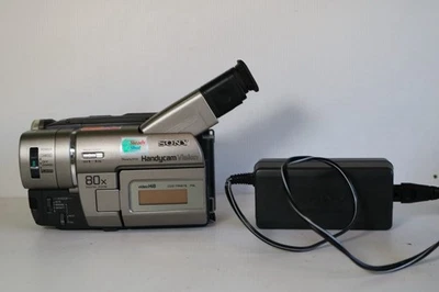 Sony Handycam CCD-TRV67E Camcorder Video Camera Hi8 8mm W/ Charger TESTED - Image 1 of 4