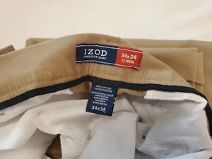 Herrenhose - neues Paar Izod American Chinos Khakis Plissee und Bündchen 34 x 34 - Bild 1 von 2