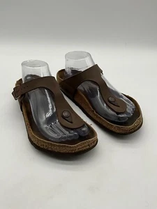 Birkenstock Gizeh Flip Flop Sandals Womens Size 40 EU Brown Leather Slip On - Picture 1 of 19
