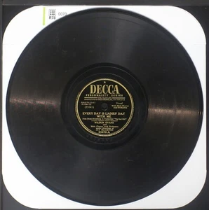 Wilbur Evans - Every Day Is Ladies' Day - Vintage 10" shellac 78 rpm record (VG) - Picture 1 of 2