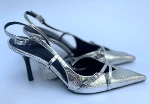 Scarpe corte Zara argento con tacco UK6 EUR39 US8 REF 3209/410/808 - Foto 1 di 9