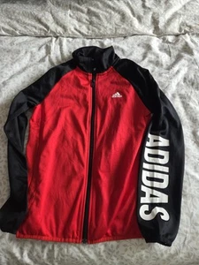 Top de chándal Adidas talla 11/12 - Imagen 1 de 3