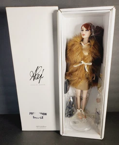 NUOVO 2010 Madame Alexander & JASON WU MOGANO ALEX 16” VESTITO Fashion Doll - Foto 1 di 20