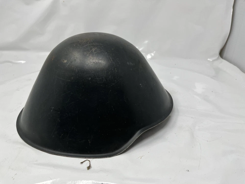 DDR Stahlhelm M56 NVA Militaria - Bild 1 von 4