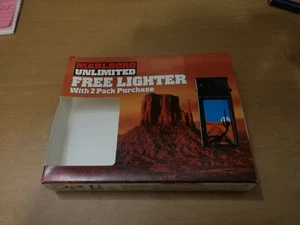 Accendino monouso per sigarette Marlboro nuovo NIB - Foto 1 di 4