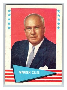 1961 Fleer Warren Giles Cincinnati Reds #33 (KCR)