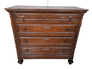 CASSETTONE IN NOCE MASSELLO INTEGRO E ORIGINALE DI EPOCA 800' - Foto 1 di 13