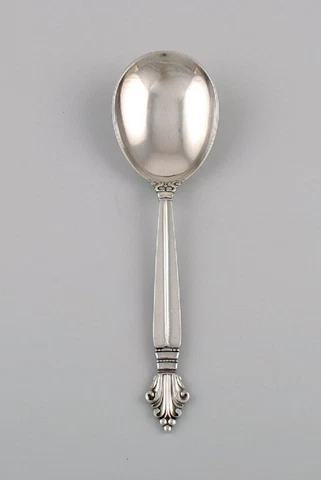 Large Georg Jensen Acanthus serving spoon in sterling silver Cover