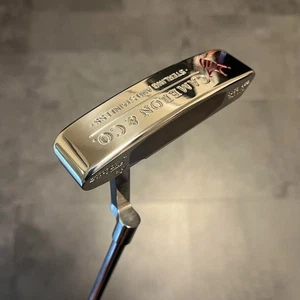 Scotty Cameron Newport Cameron & Co. Limitado a 2500 piezas - Imagen 1 de 10