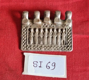 Joyería colgante amuleto de plata vintage hecha a mano diosas tribales 15 gramos SI69 - Imagen 1 de 5