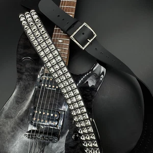 Pyramide Nietenschnalle Gitarrengurt echtes schwarzes Leder Punk Rock Made in USA - Bild 1 von 10