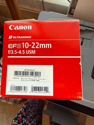 Lente ultra gran angular Canon Zoom EF-S 10-22 mm f/3,5-4,5 USM nueva en caja Foto 1 de 4