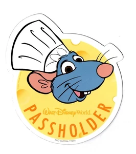 Disney Annual Passholder Remy Magnet Round - Picture 1 of 1