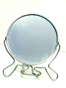 60er Jahre Reise Schminkspiegel klappbar silberfarben Metall rund vergrößert siehe Maße. - Bild 1 von 9