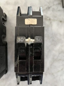 Zinsco Q230 2 Pole 30 Amp 120/240VAC Type QC Plug In Circuit Breaker - Picture 1 of 3