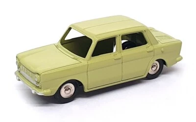 Atlas Dinky Junior 8.5cm Long Diecast 104 - Simca 1000 - Lt. Green - Image 1 of 4