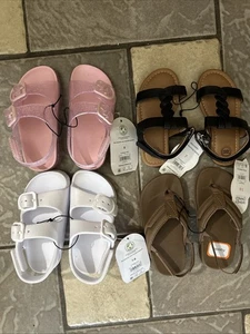 NEW 4 PAIRS KIDS GIRLS SANDALS WONDER NATION SIZE 7/8 - Picture 1 of 13