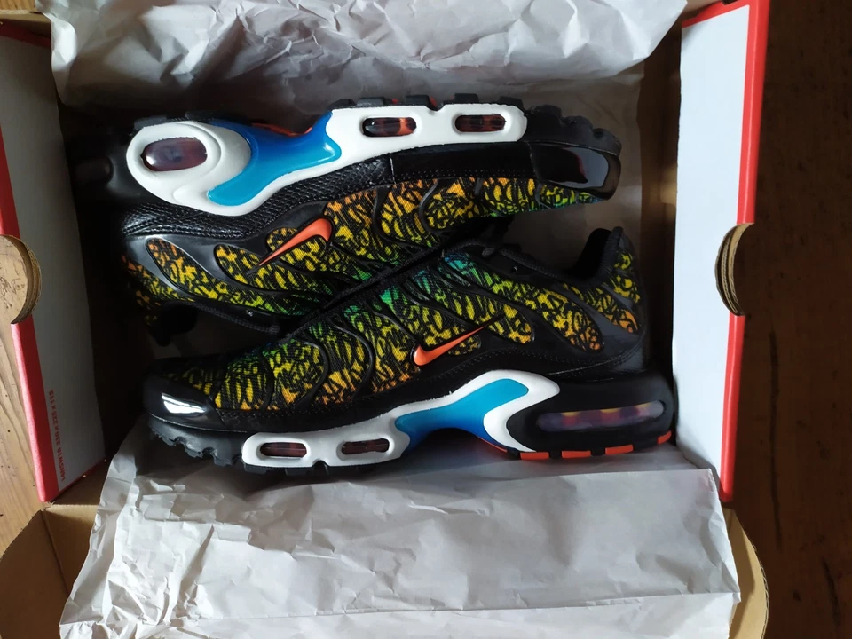 Officielle Nike Air Max Plus TN Requin Brixton Neuve taille 42.5 EUR 8UK 9UK  - Photo 1/4