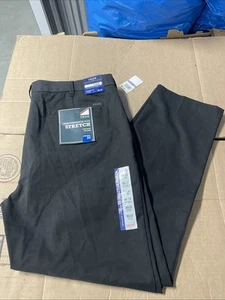 IZOD Pants Mens Size 38x30 Advantage Performance Straight Fit Black Stretch - Picture 1 of 7