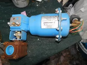 Jamesbury Quadra-Power II Valve Actuator - Picture 1 of 9
