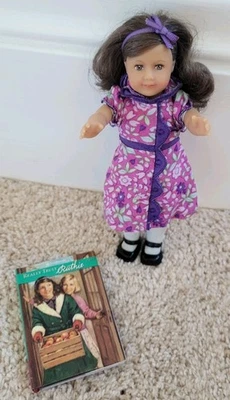 Muñeca American Girl Ruthie mini y libro adulto coleccionista histórico por favor leer casi nuevo Foto 1 de 4